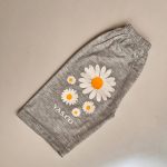 ست لباس راحتی دخترانه کودک نخی طرح گل؛ خنک، راحت و دوست‌داشتنی برای روزهای گرم - تصویر 2